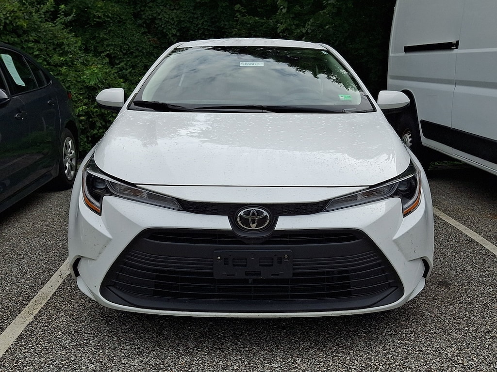 Used 2025 Toyota Corolla LE Sedan