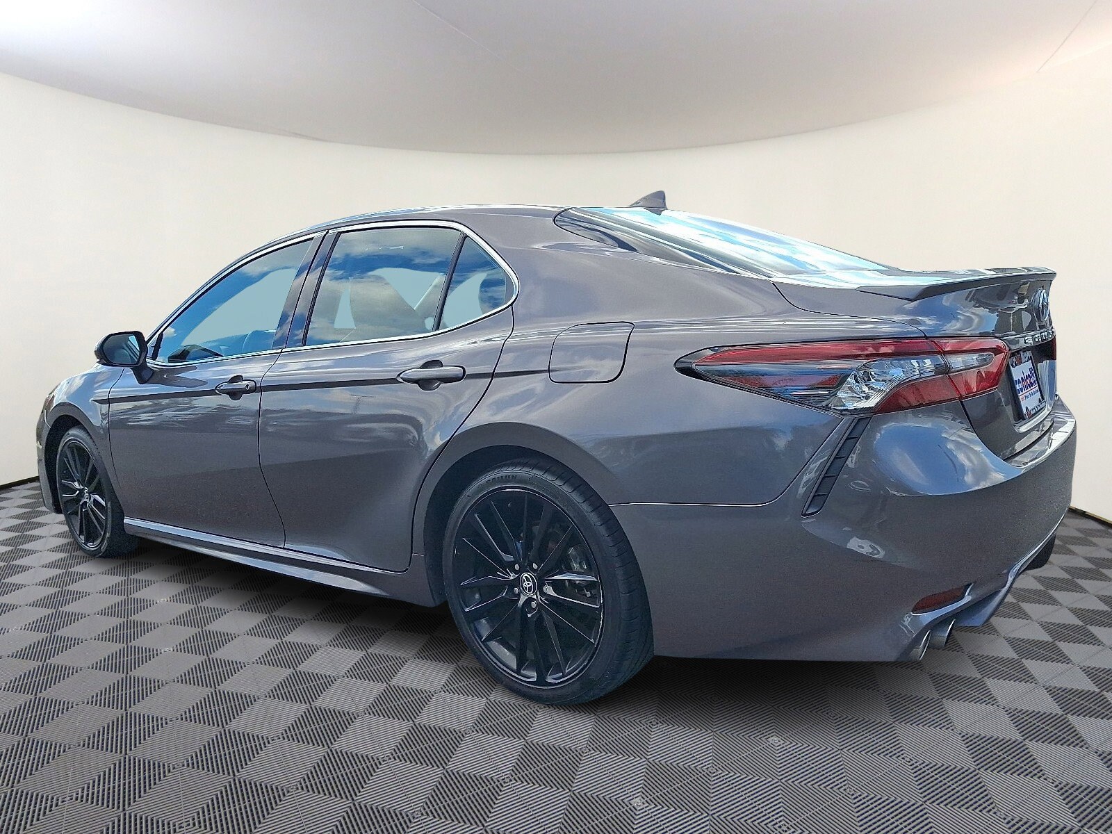 2023 Toyota Camry XSE photo 3