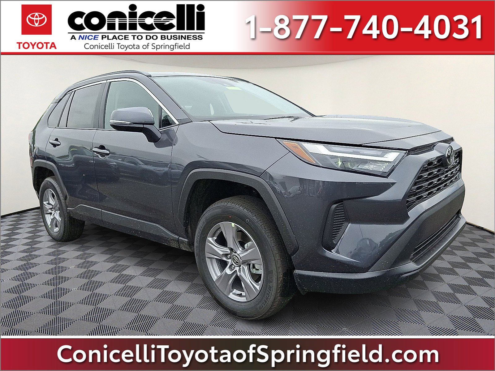 2025 Toyota RAV4 XLE's photo