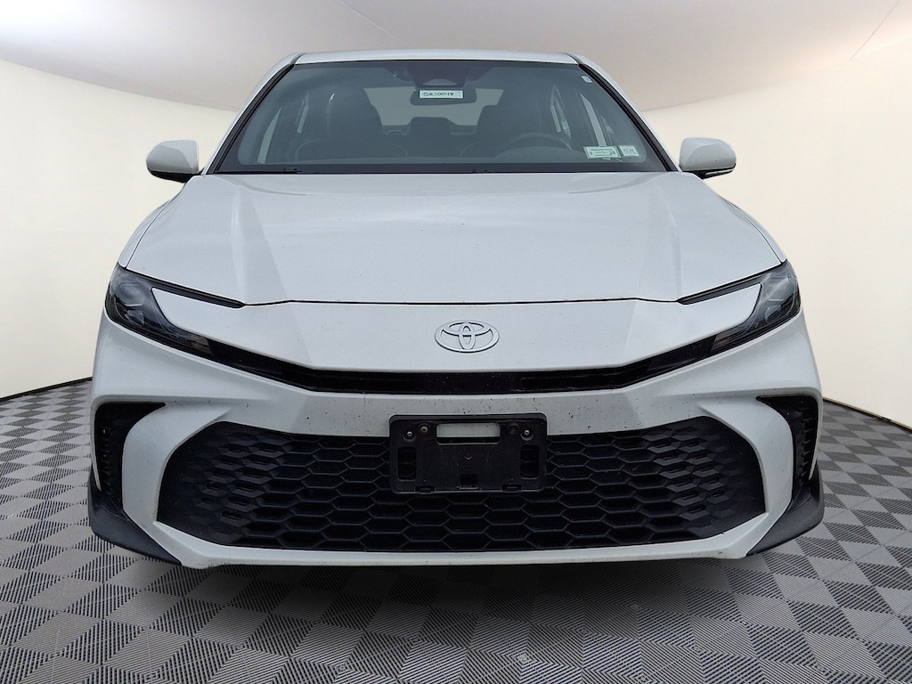 Used 2025 Toyota Camry SE Sedan