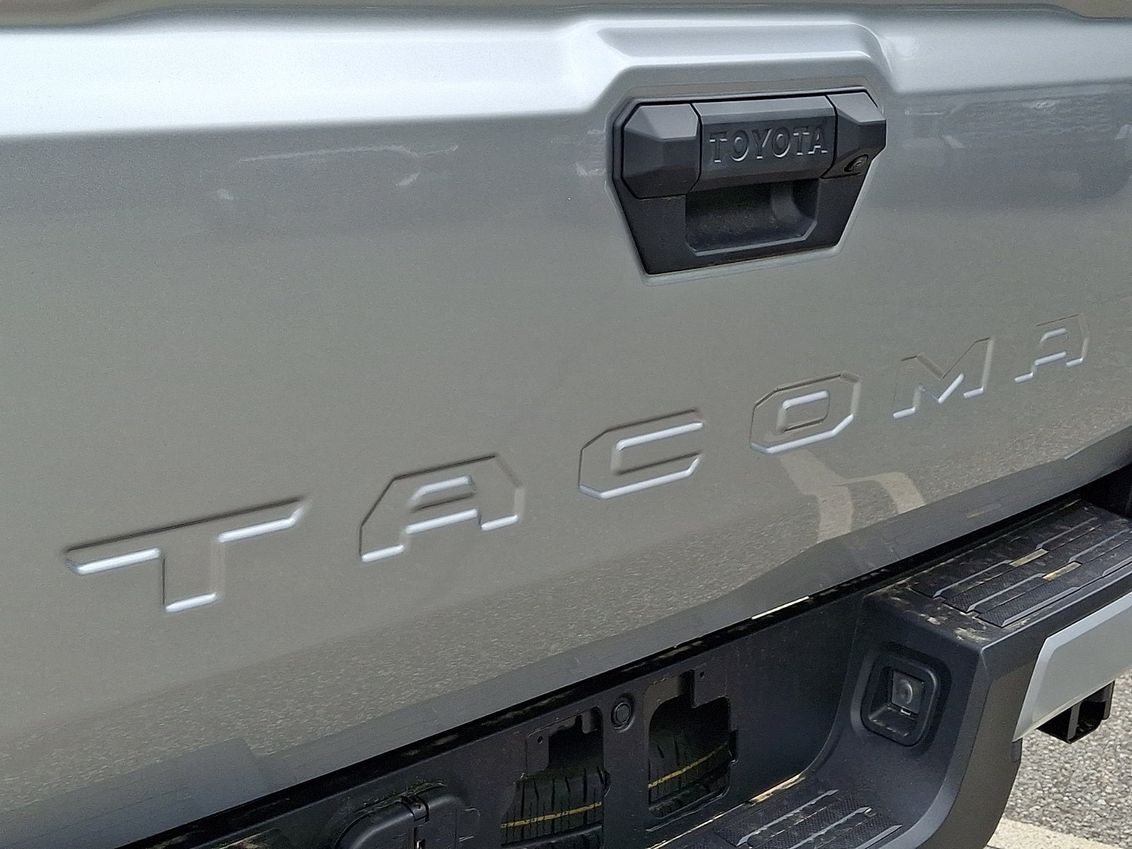 2026 Toyota Tacoma SR5 - Photo 21