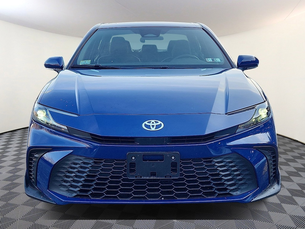 Certified 2025 Toyota Camry SE Sedan