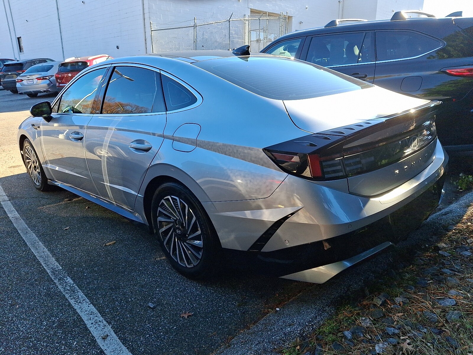 2024 Hyundai Sonata Hybrid Limited photo 3