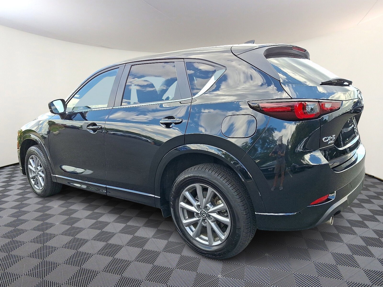 2024 Mazda CX-5 2.5 Select photo 4