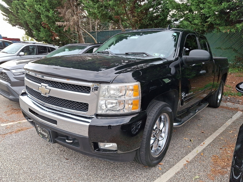 Used 2011 Chevrolet Silverado 1500 LT Truck Extended Cab
