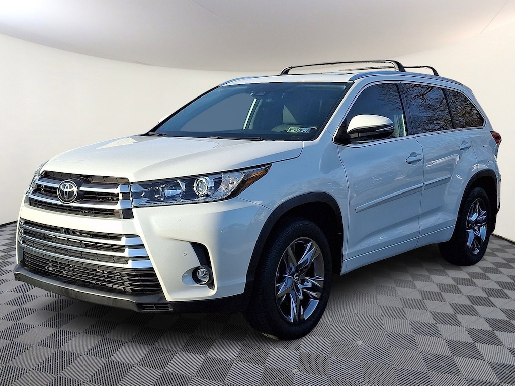 Used 2019 Toyota Highlander Limited Platinum V6 SUV