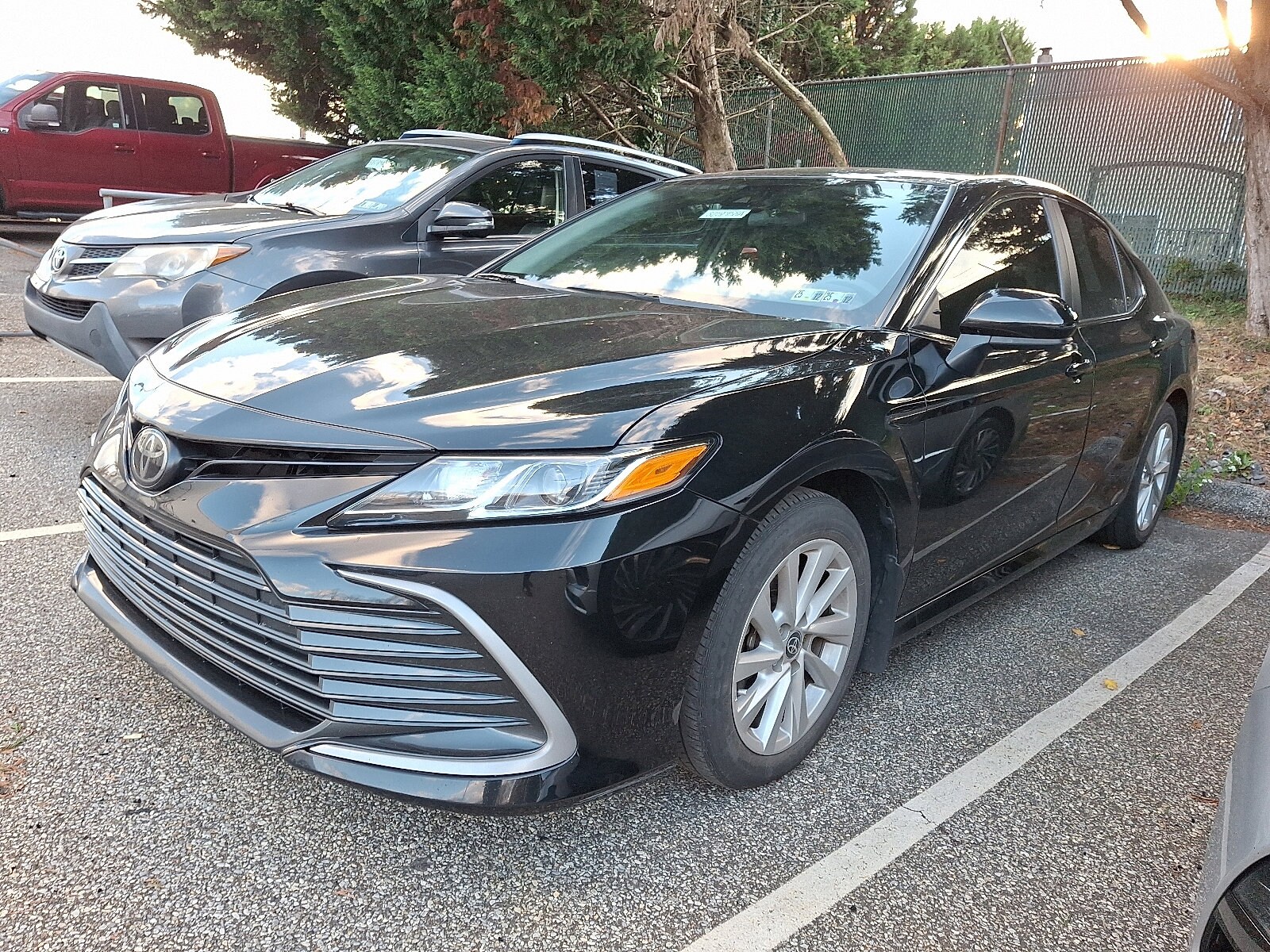 2023 Toyota Camry LE photo 2