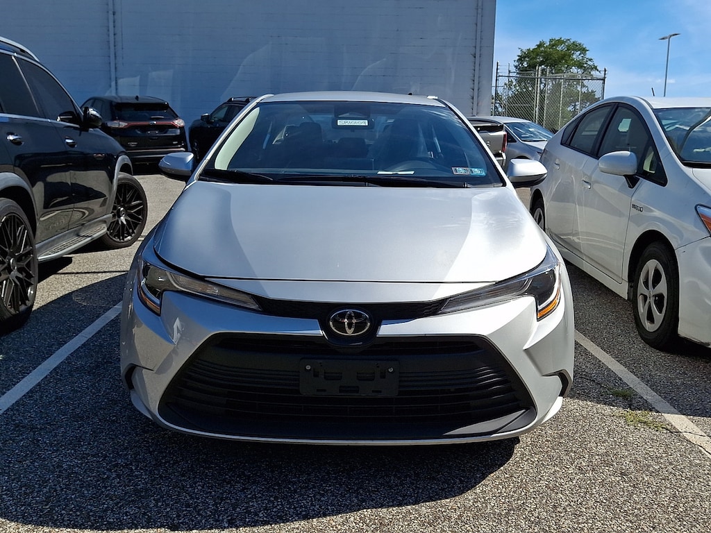 Used 2024 Toyota Corolla LE Sedan