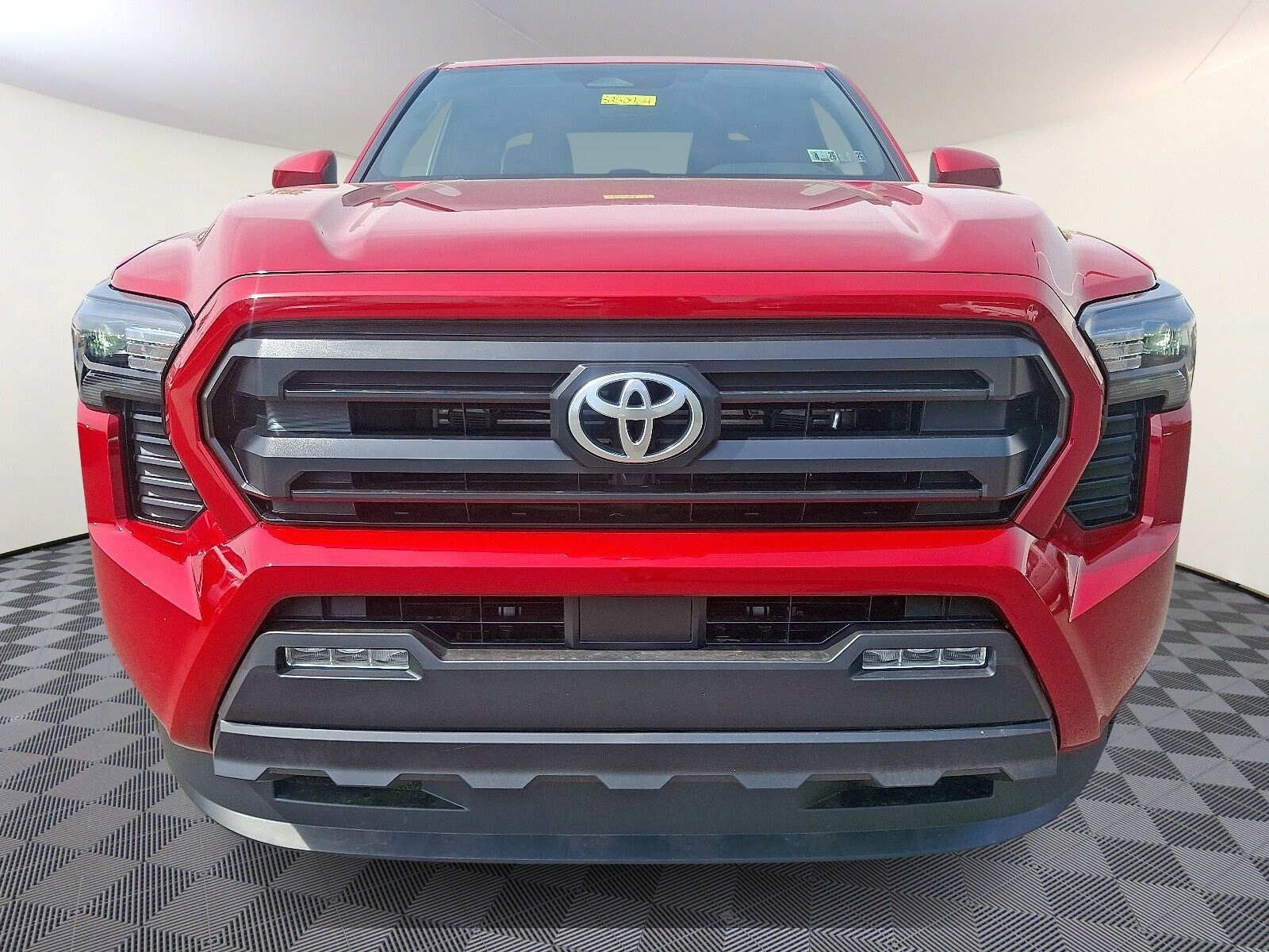 2025 Toyota Tacoma SR5 photo 2