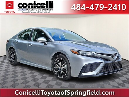 2023 Toyota Camry SE Sedan