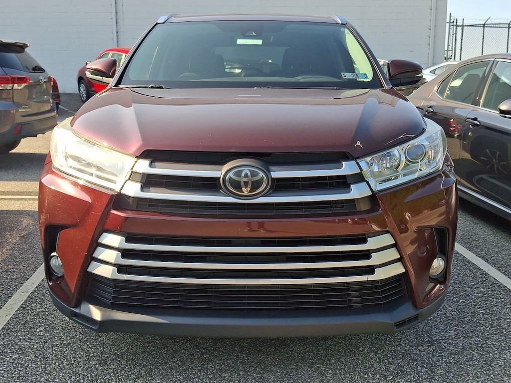 Used 2018 Toyota Highlander XLE V6 SUV