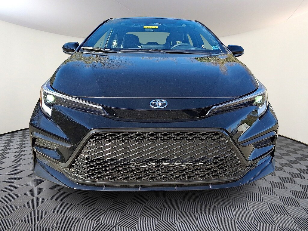 New 2026 Toyota Corolla SE Sedan