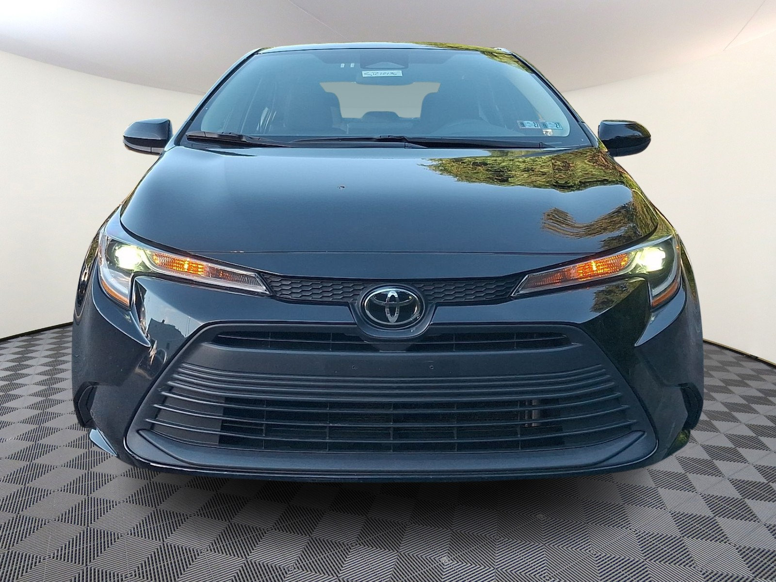 Used 2024 Toyota Corolla LE Sedan