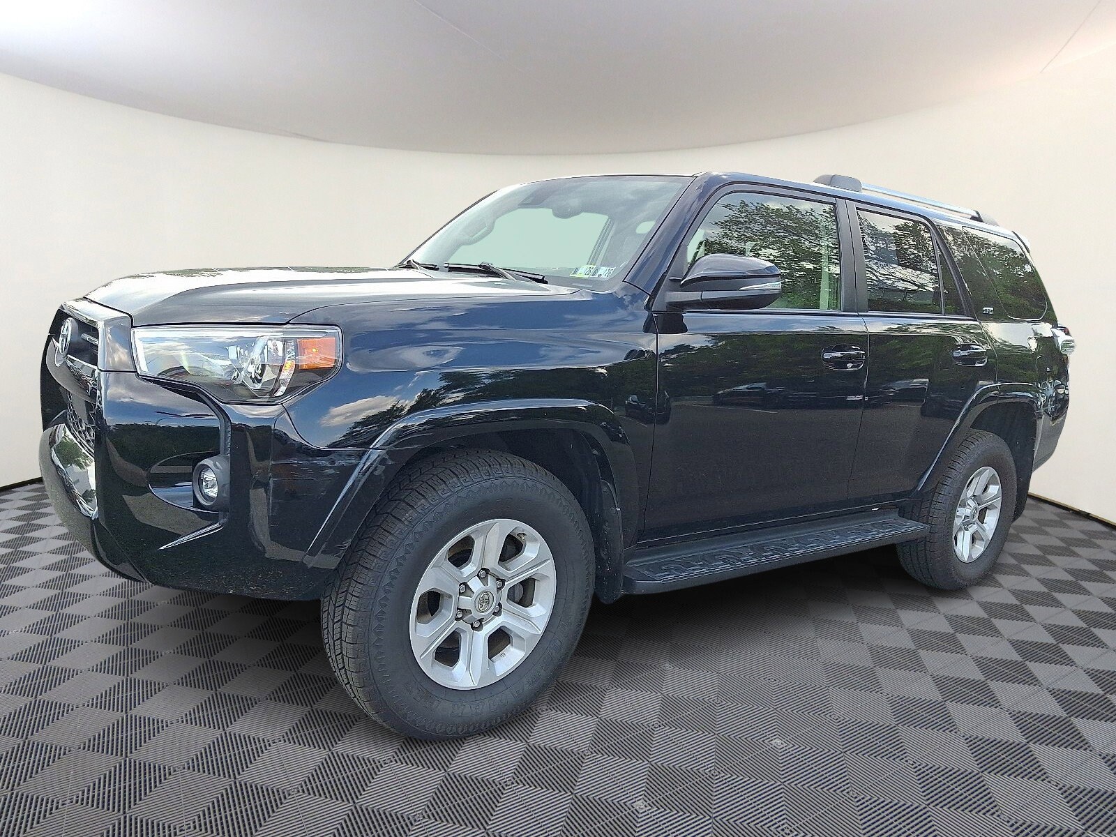 2021 Toyota 4Runner SR5 Premium photo 3