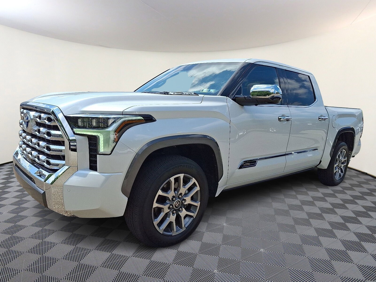 2023 Toyota Tundra 1794 Edition photo 3