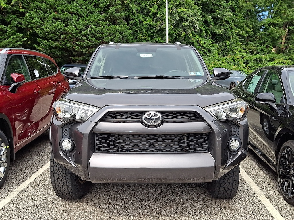 Used 2018 Toyota 4Runner SR5 SUV