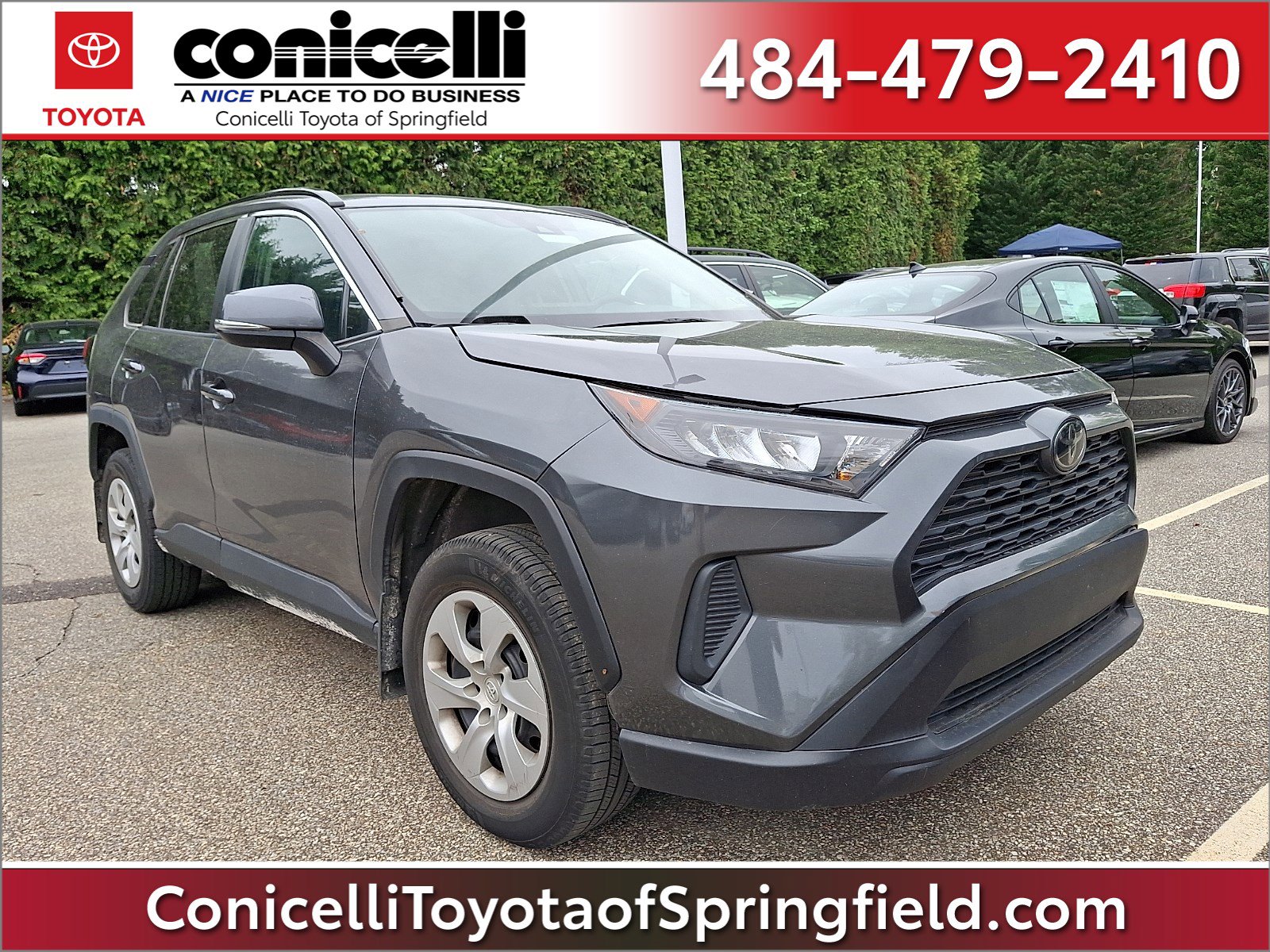 2021 Toyota RAV4 LE AWD's photo