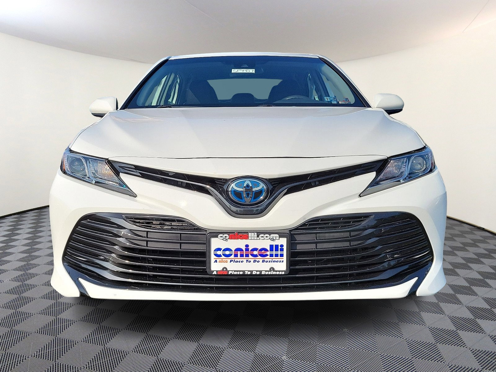 Used 2020 Toyota Camry LE with VIN 4T1C31AK0LU019084 for sale in Springfield, PA