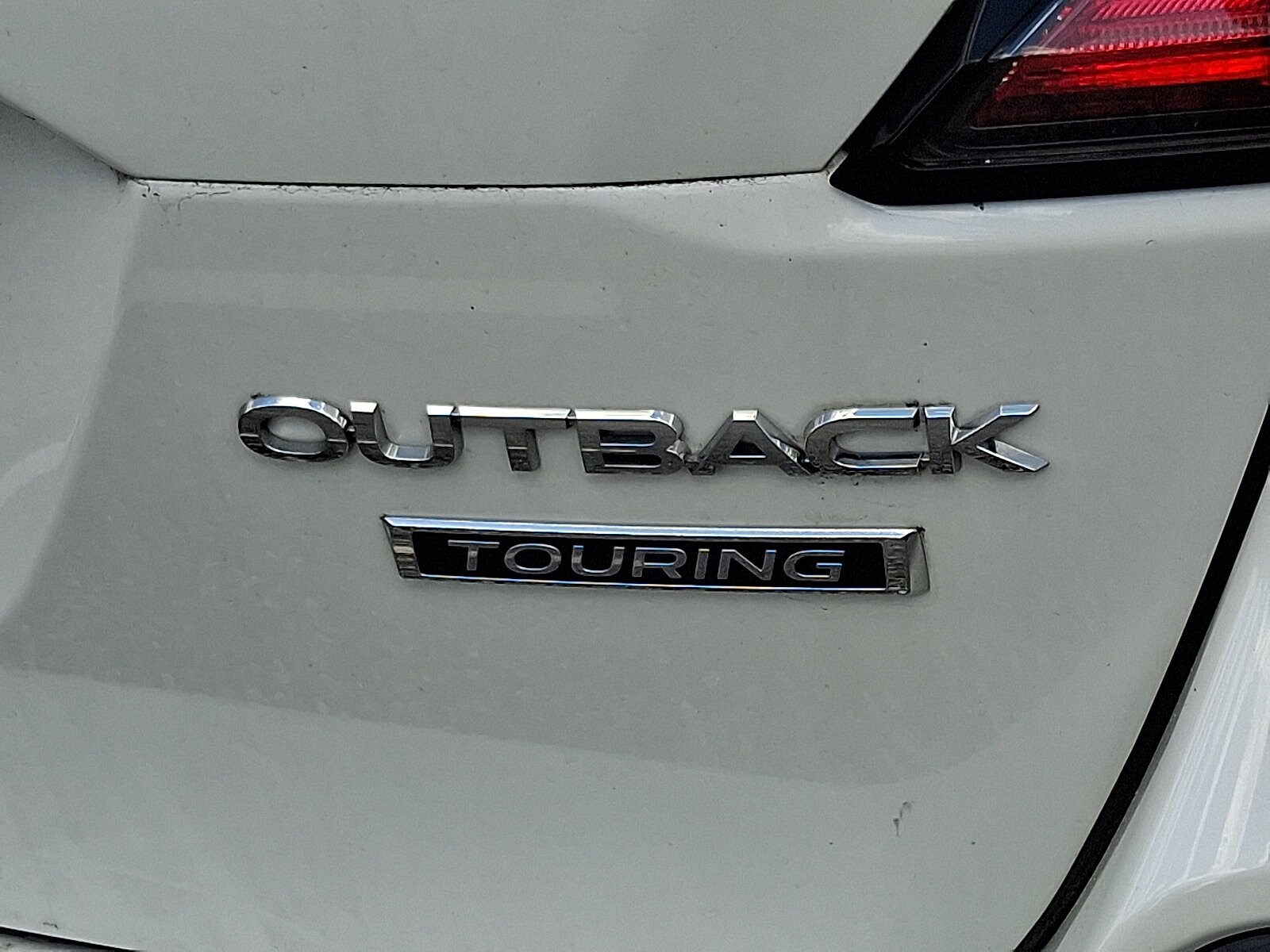 2023 Subaru Outback Touring photo 4