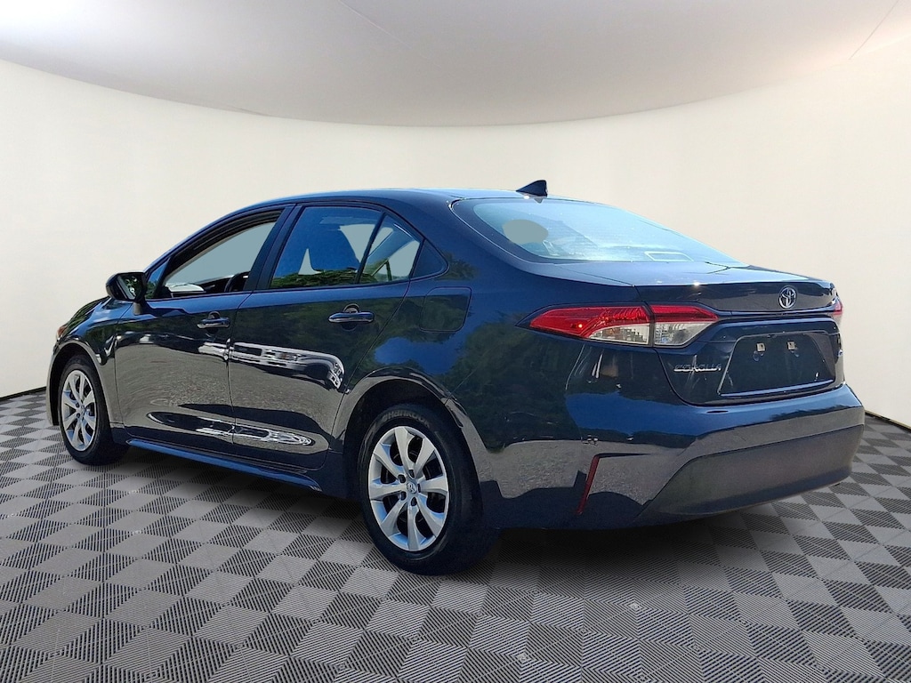 Used 2024 Toyota Corolla LE Sedan