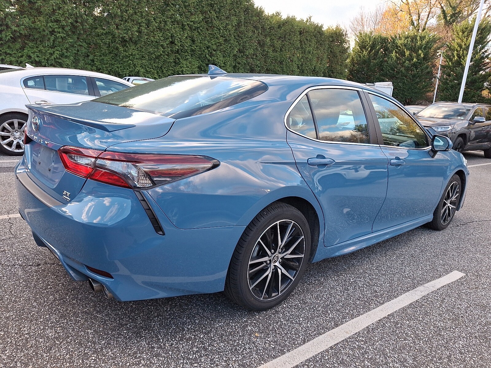 2024 Toyota Camry SE photo 4