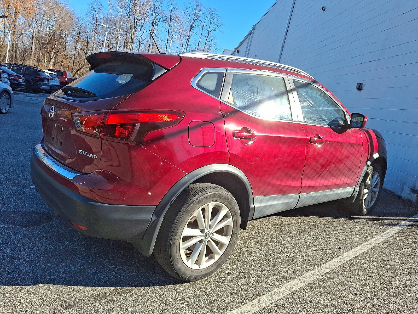 2019 Nissan Rogue Sport SV photo 2