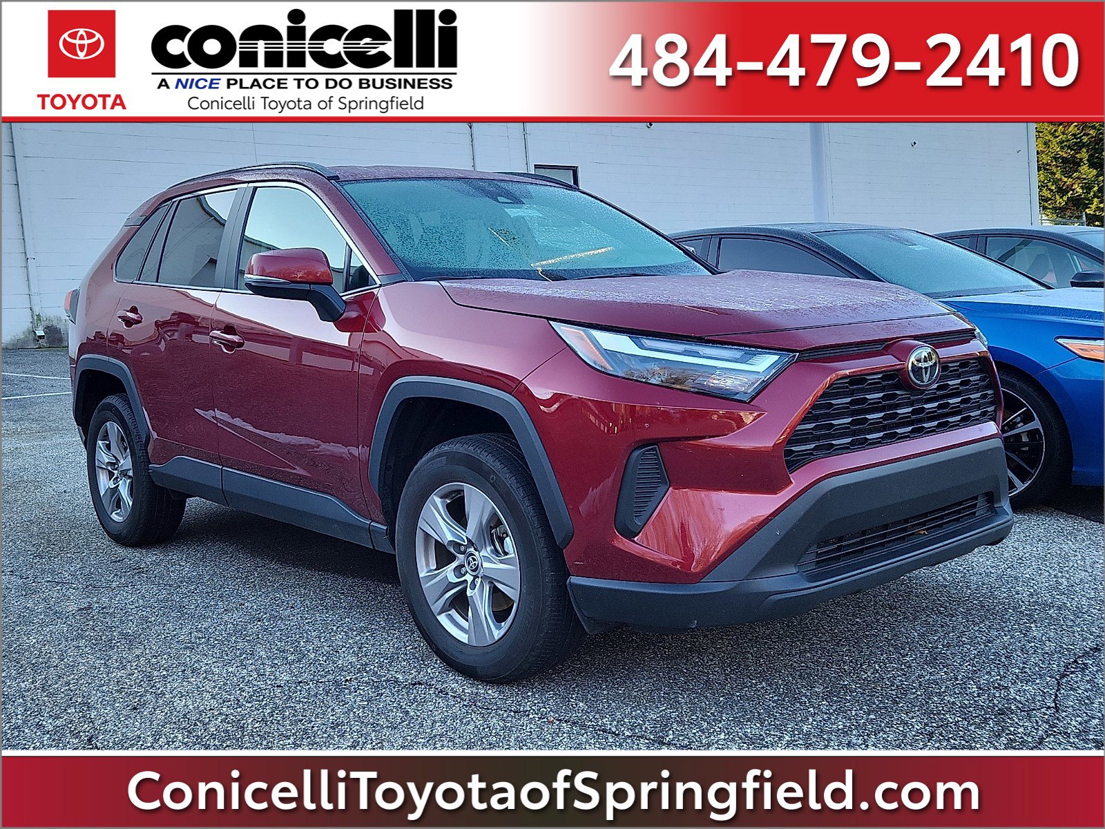 2025 Toyota RAV4 XLE's photo