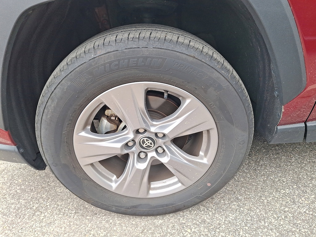Used 2025 Toyota RAV4 XLE SUV