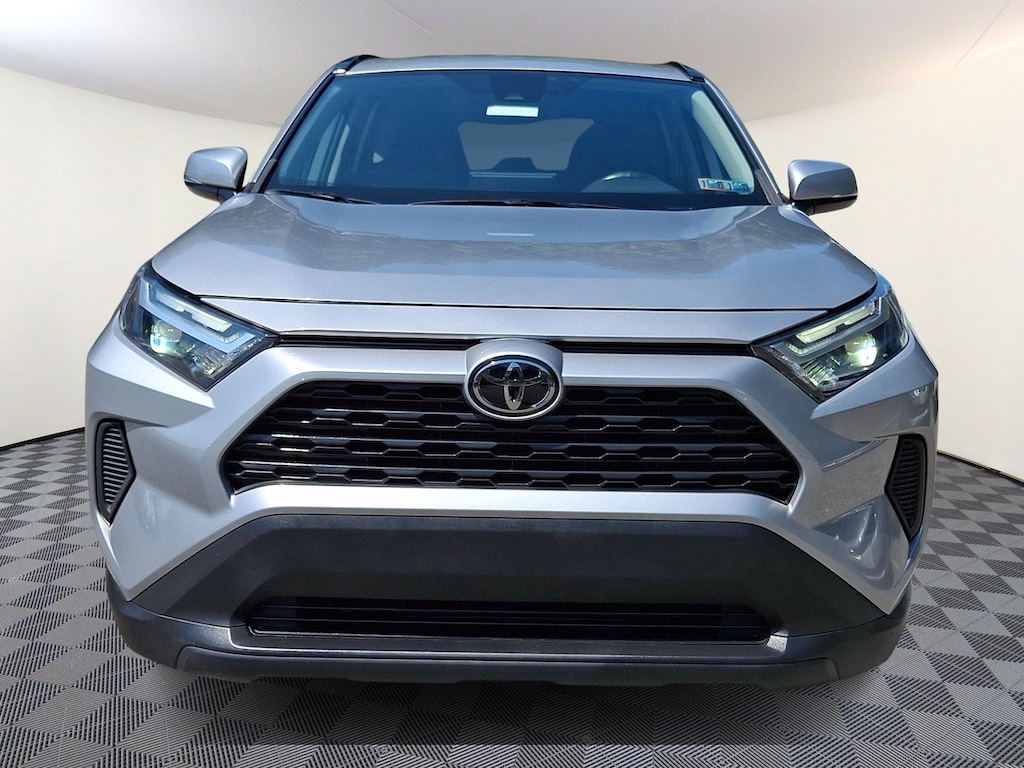Used 2022 Toyota RAV4 XLE SUV