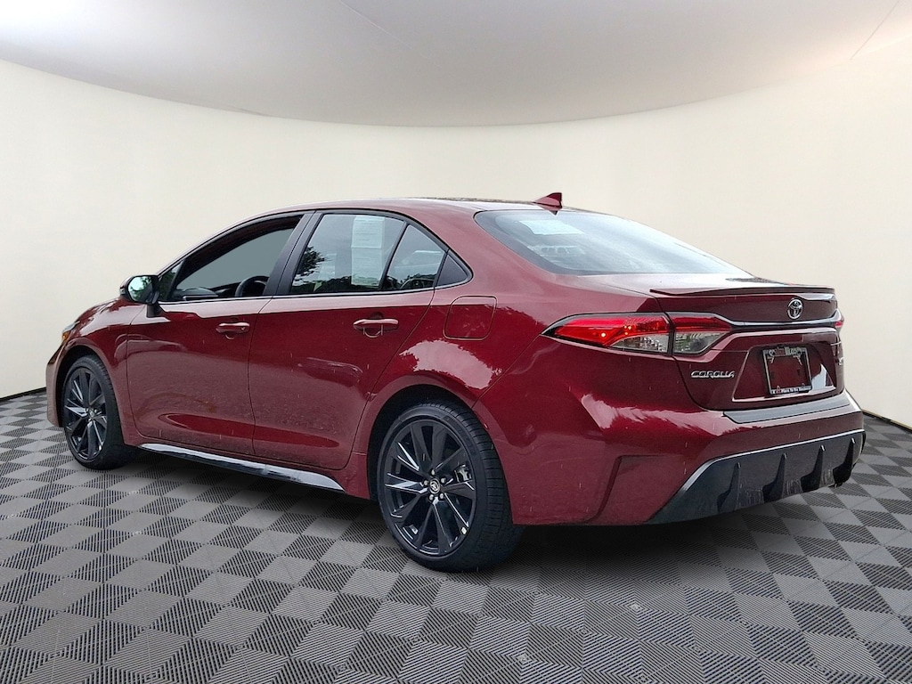 Used 2026 Toyota Corolla SE Sedan