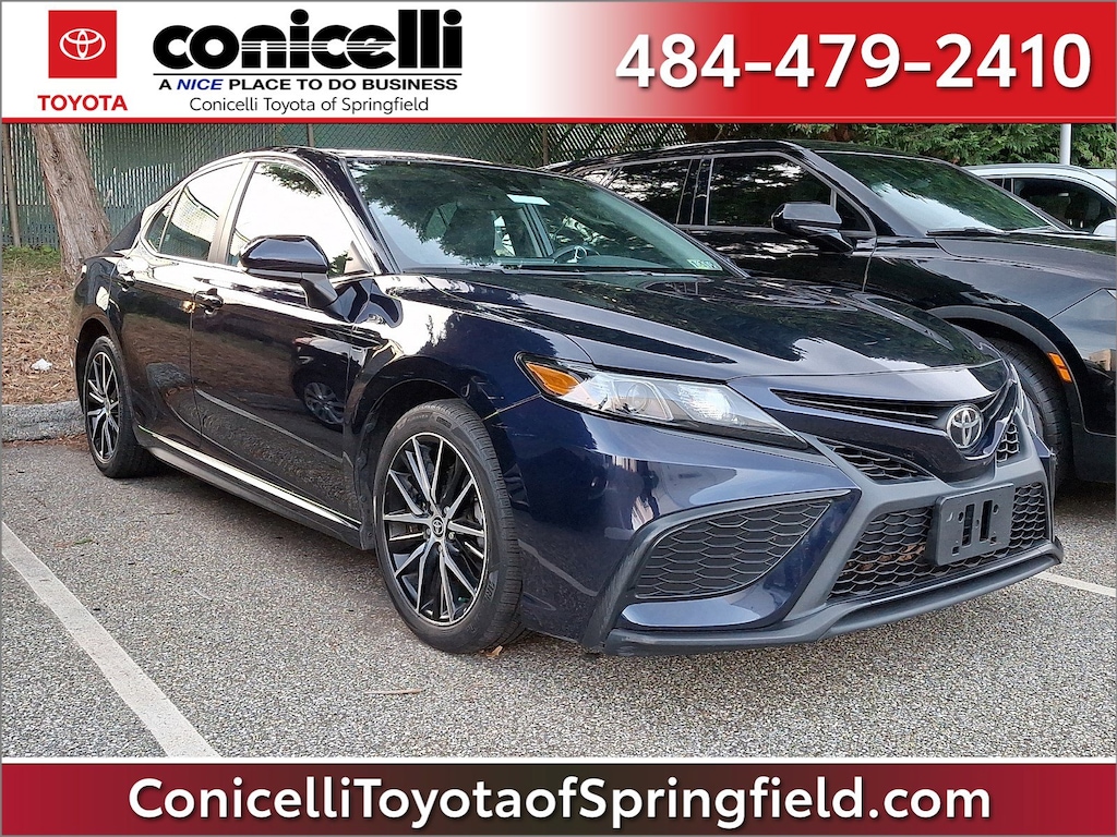 Used 2021 Toyota Camry SE Sedan