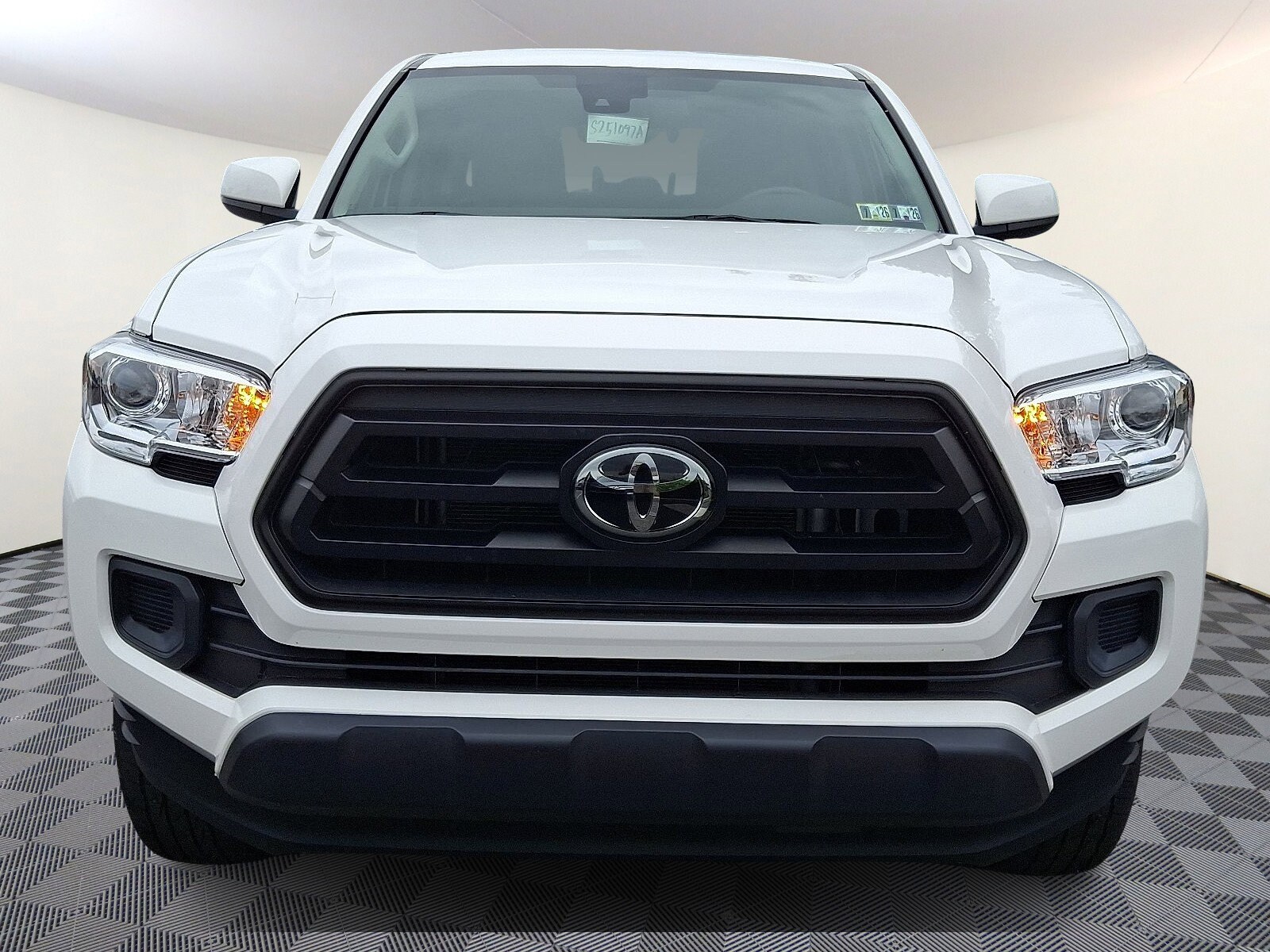 2023 Toyota Tacoma SR V6 Double Cab photo 2