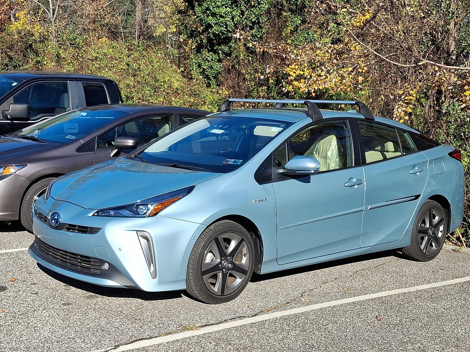 2022 Toyota Prius XLE photo 2