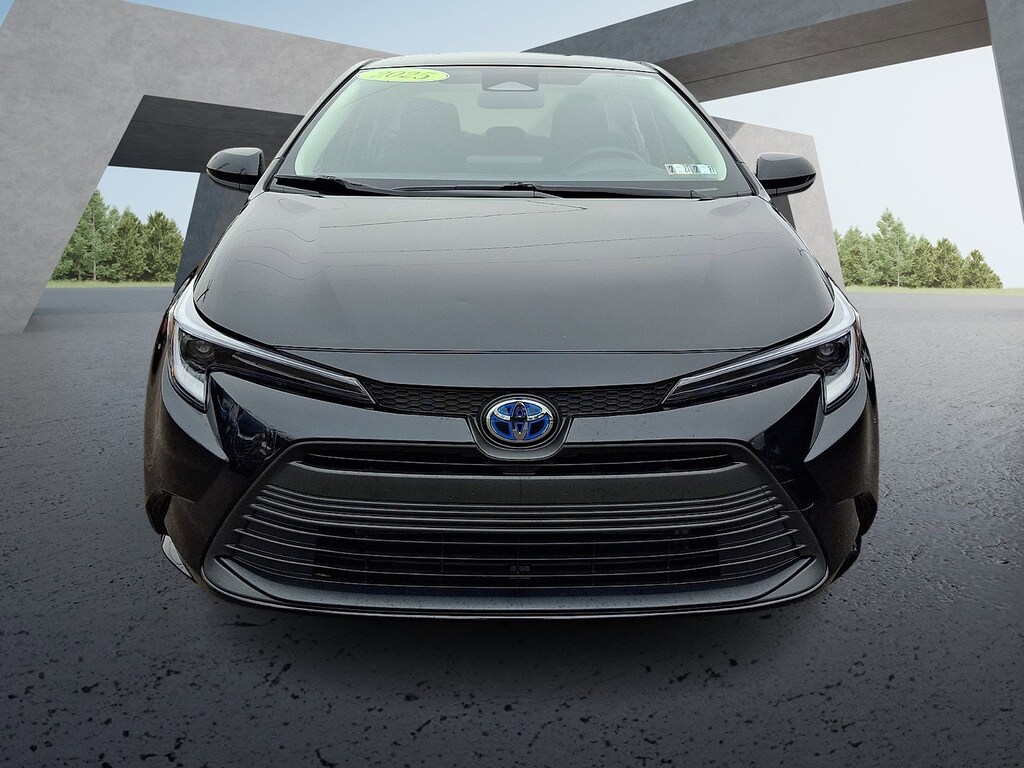 Certified 2025 Toyota Corolla Hybrid LE Sedan
