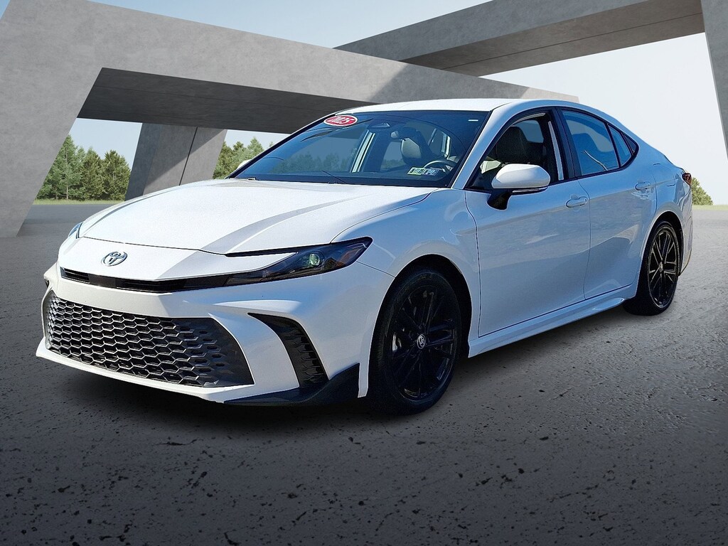 Certified 2025 Toyota Camry SE Sedan