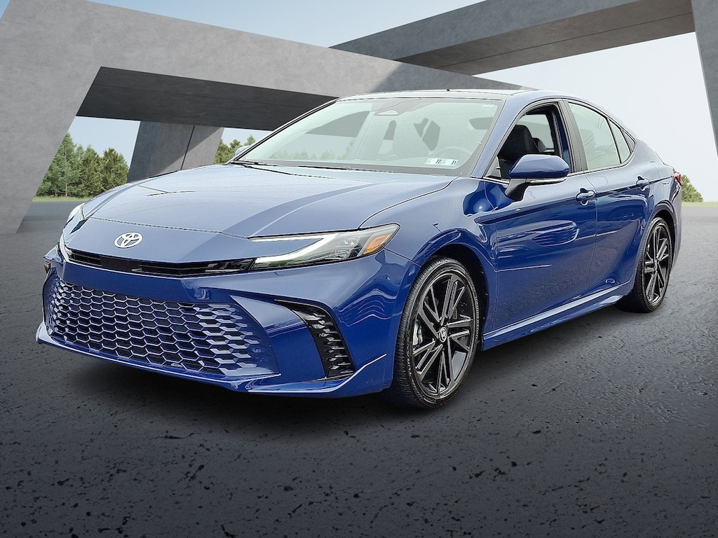 Used 2025 Toyota Camry XSE Sedan