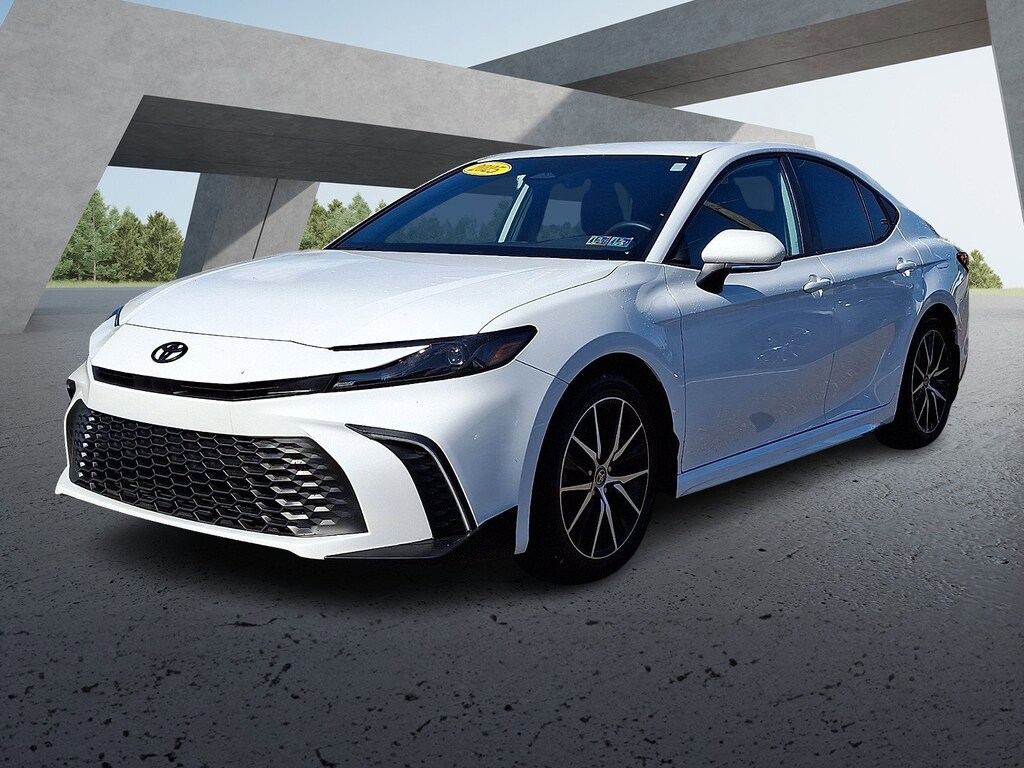 Certified 2025 Toyota Camry SE Sedan