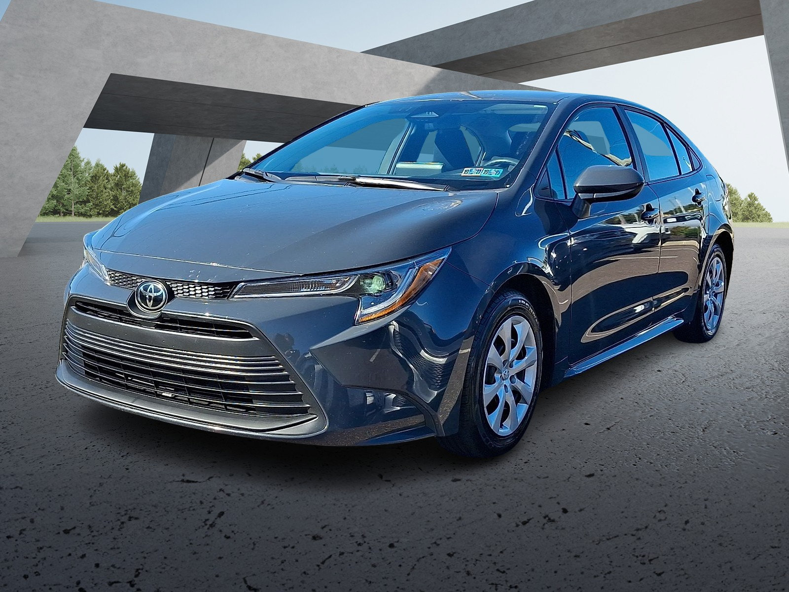 Used 2025 Toyota Corolla LE Sedan