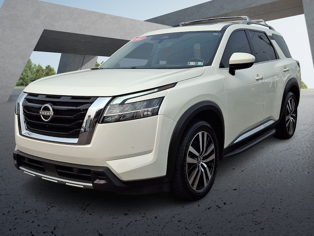 Used 2023 Nissan Pathfinder Platinum SUV
