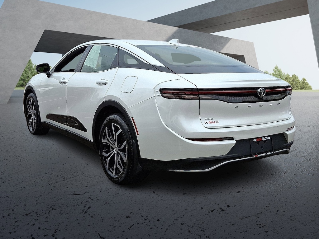 Used 2023 Toyota Crown XLE Sedan