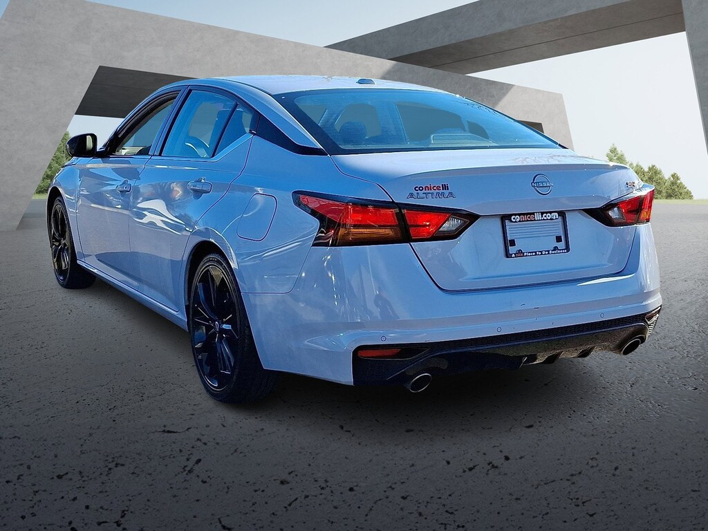 Used 2023 Nissan Altima 2.5 SR Sedan