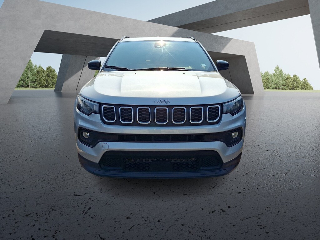 Used 2024 Jeep Compass Latitude SUV