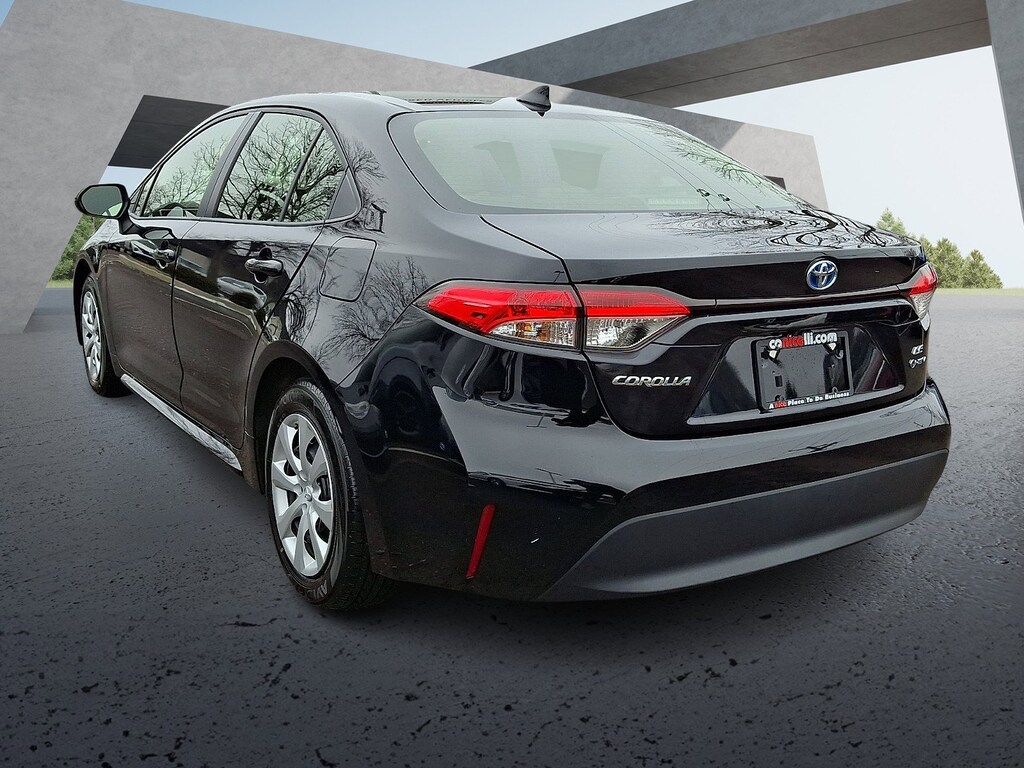 Certified 2025 Toyota Corolla Hybrid LE Sedan