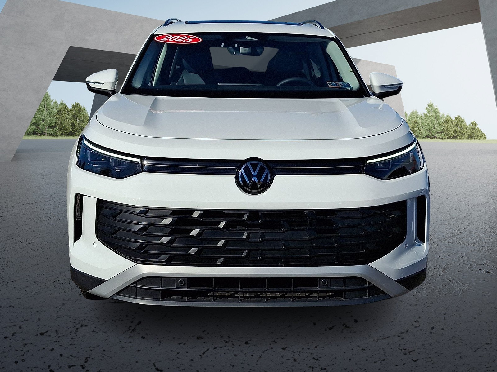 Used 2025 Volkswagen Tiguan SE SUV