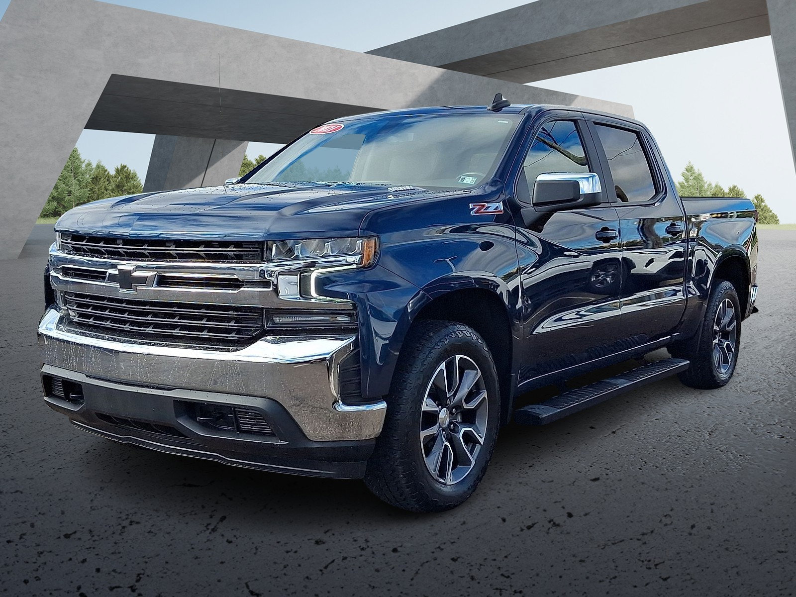 Used 2021 Chevrolet Silverado 1500 LT Truck Crew Cab