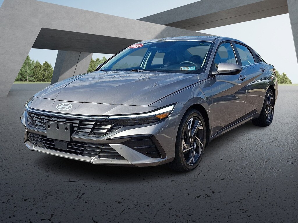 Used 2024 Hyundai Elantra Hybrid Limited Sedan