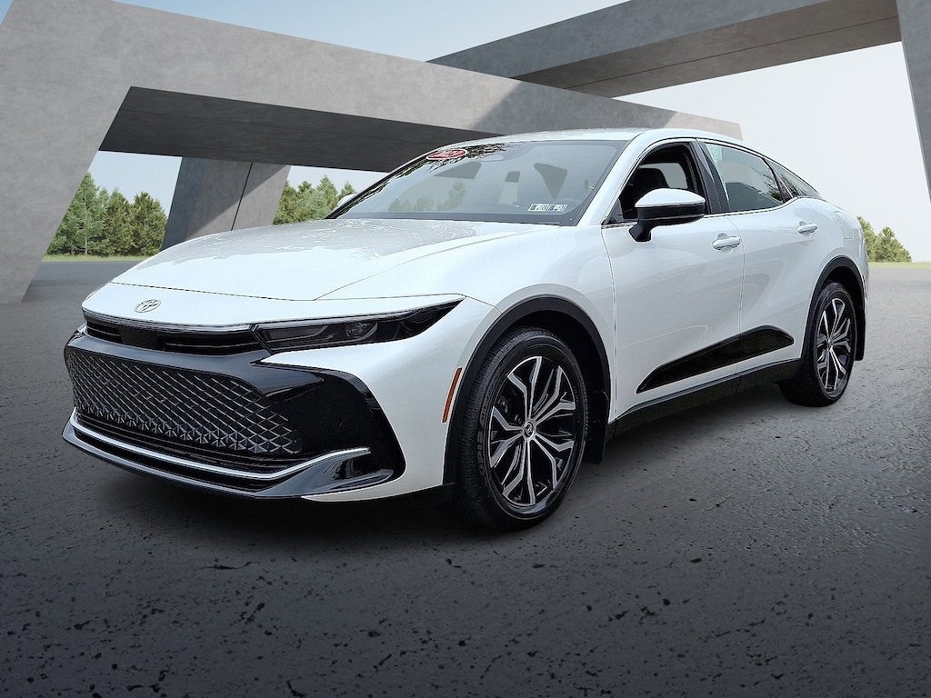 Used 2023 Toyota Crown XLE Sedan