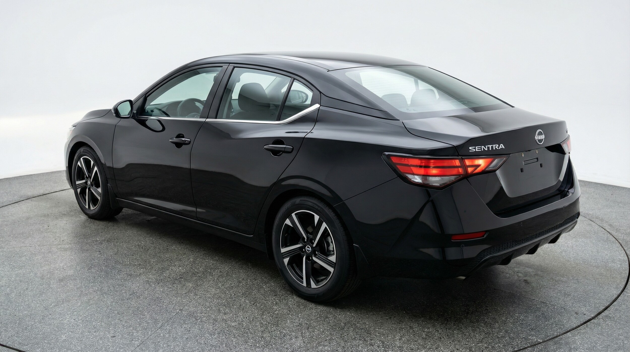 Thumbnail: 2025 Nissan Sentra - 5