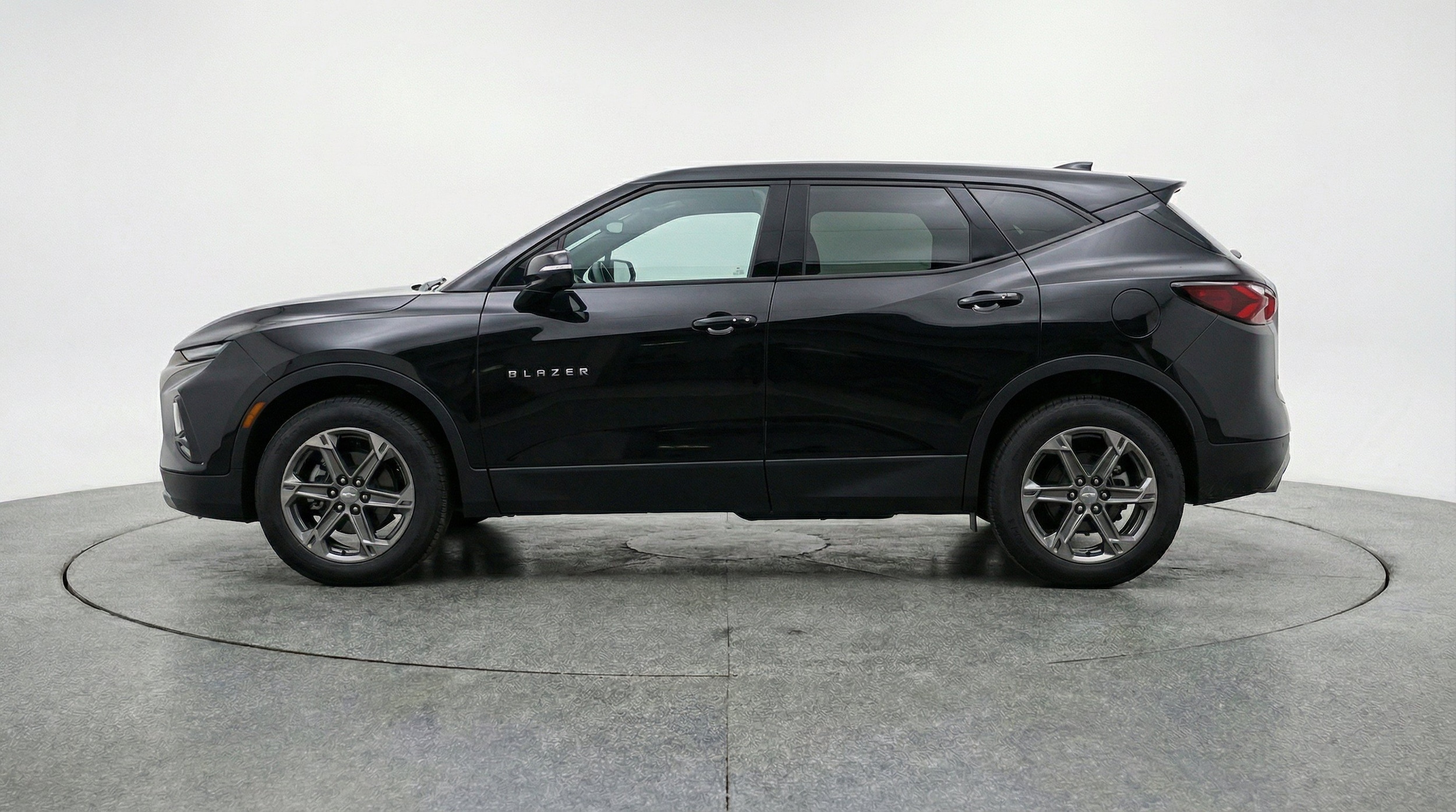 Thumbnail: 2025 Chevrolet Blazer - 5