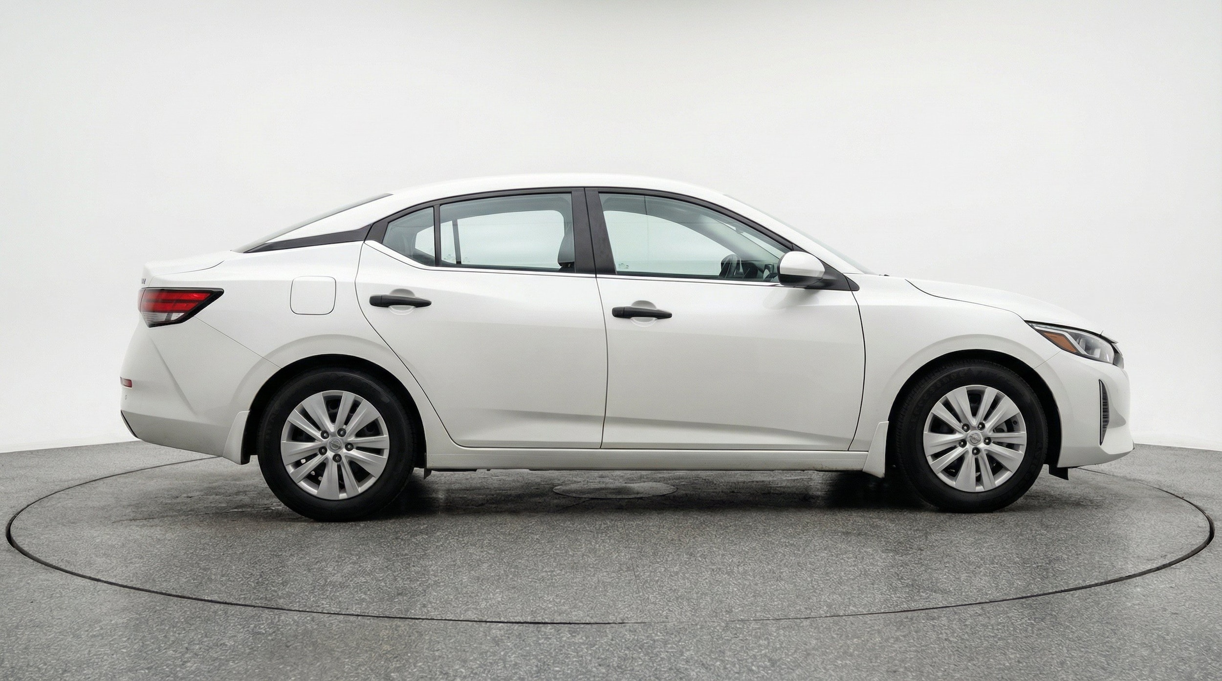 Thumbnail: 2025 Nissan Sentra - 11